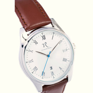 Victor De Rossa Uhr vom Modell „Onesto 071“. Herrenuhr mit braunem Lederarmband, weißem Zifferblatt und silbernem Gehäuse